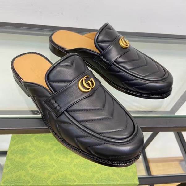 sục gucci nam
