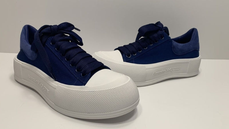 Alexander McQueen Deck Plimsoll Lace Up giúp bạn