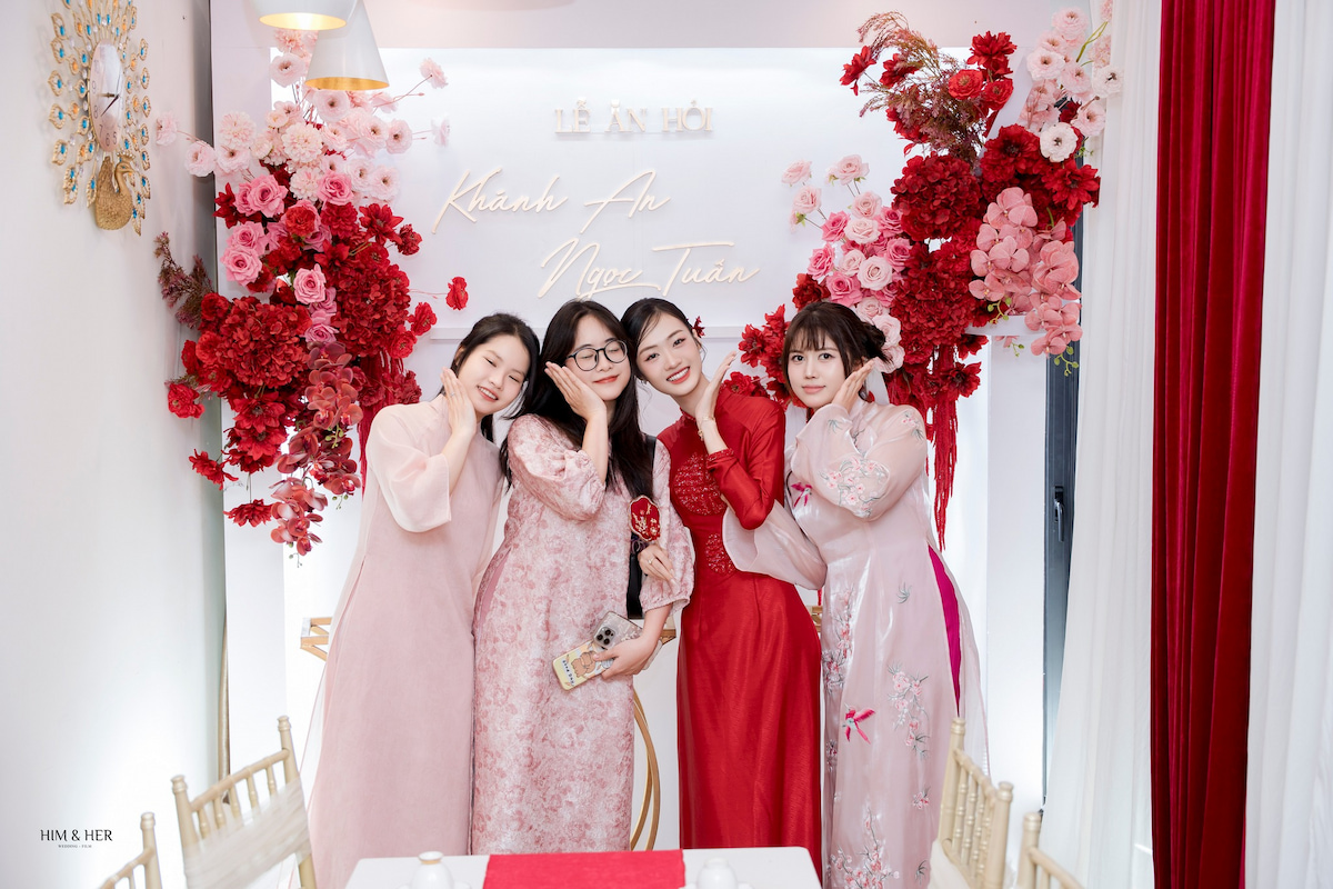 Ai Là Người Xách Vali Cho Cô Dâu? Những Lưu Ý Khi Xách Vali Cho Cô Dâu Về Nhà Chồng