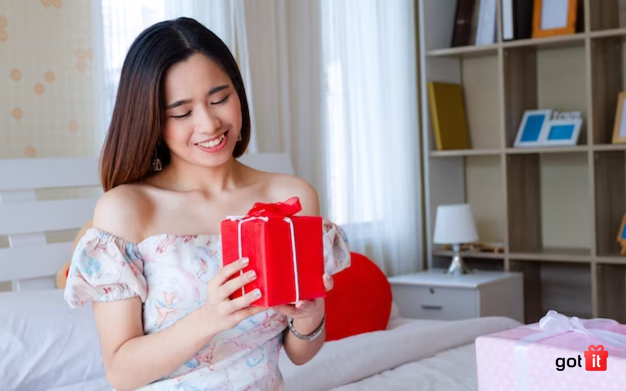 Quà tặng người yêu ở xa có ý nghĩa quan trọng trong tình yêu