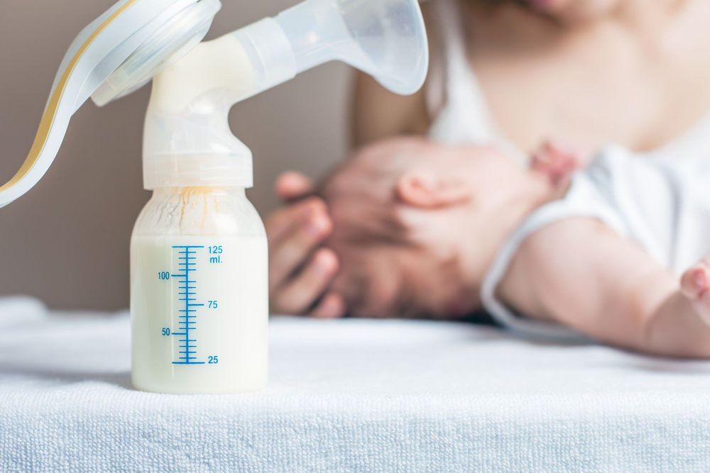 Bao lâu sữa về 1 lần? Khoảng cách giữa các cữ bú thế nào là hợp lý?