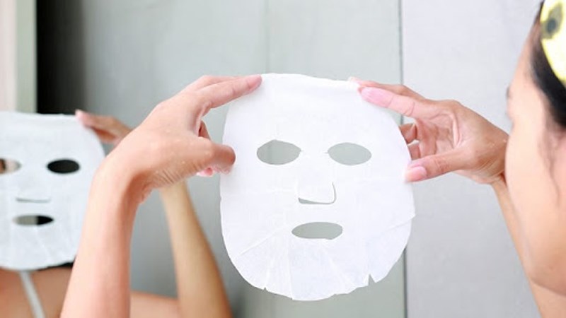 Mặt nạ giấy dễ dàng sử dụng và giá thành không quá đắt nên được ứng dụng nhiều