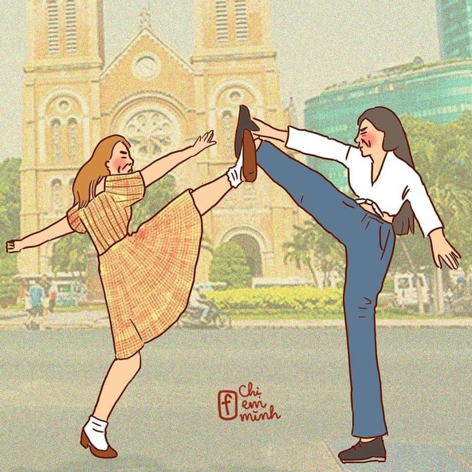 Khoe chân thon dài ở một phiên bản khác - Nguồn ảnh: FB Chị Em Mình