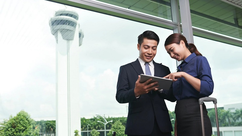 Sự khác biệt giữa cộng sự và trợ lý