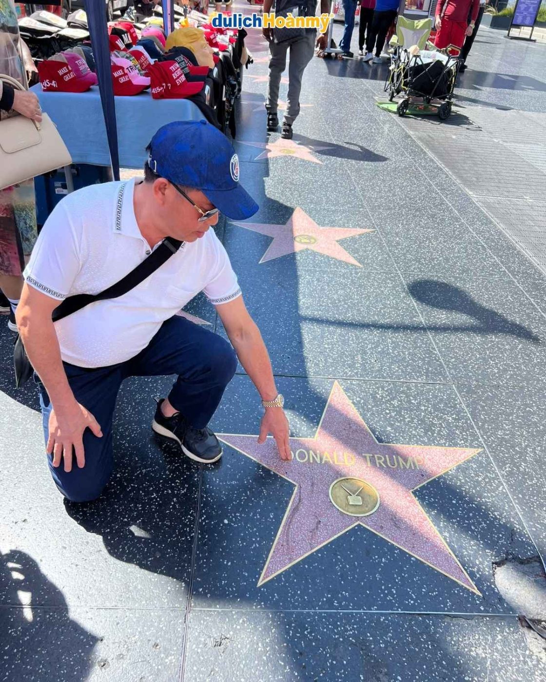 ghép tên lên ngôi sao hollywood