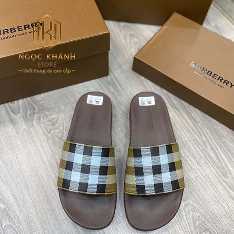 dép Burberry nam