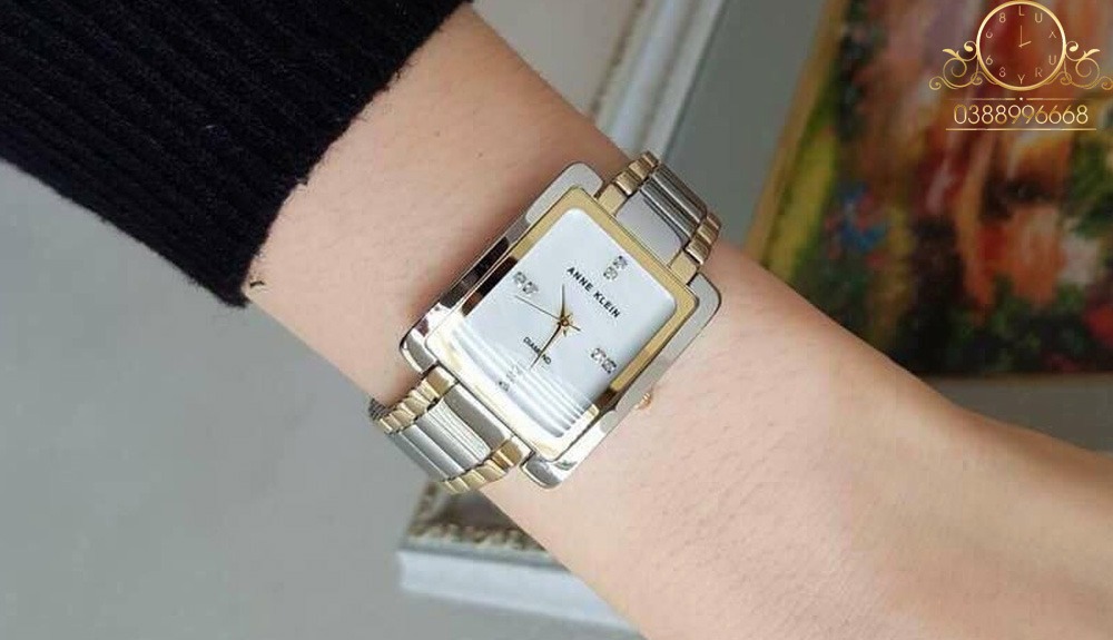 Top 5 mẫu đồng hồ Anne Klein mặt vuông sở hữu vẻ đẹp mê hồn