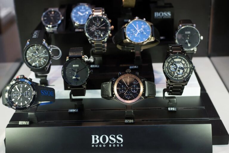 Đồng Hồ Hugo Boss Của Nước Nào? Tìm Hiểu Về Thương Hiệu Hugo Boss Nổi Tiếng 5