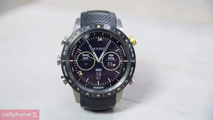 Đồng hồ Garmin Marq Athlete