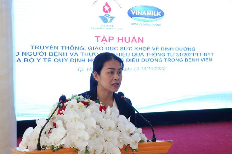 Tập huấn truyền thông sức khỏe về dinh dưỡng cho người bệnh