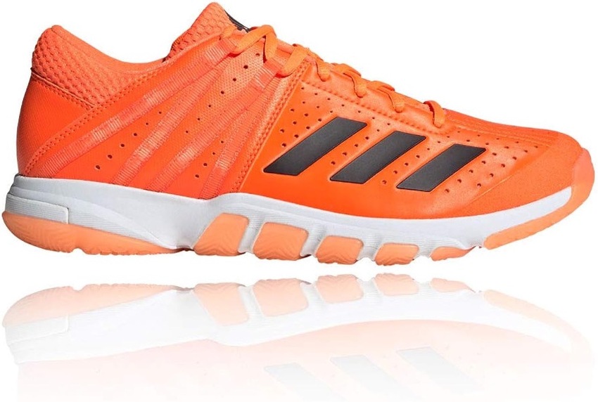 Giày cầu lông Yonex là hãng giày của Nhật khá được ưa chuộng