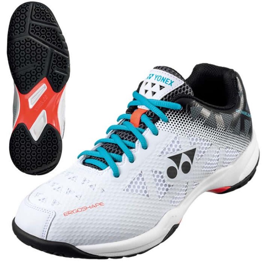 Giày có trọng lượng nhẹ sẽ giúp di chuyển hiệu quả hơn (Decathlon)