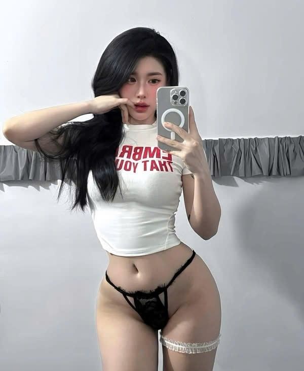 Ảnh lồn gái xinh đẹp 5