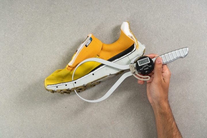hoka-challenger-7-laces.JPG