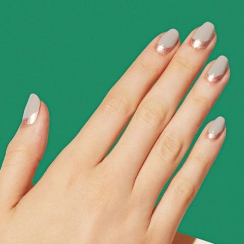 gallery-1441314598-2-fall-feather-manicure-tutorial