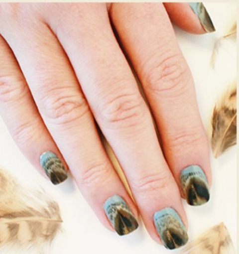 square-1441208383-french-plum-nail-art