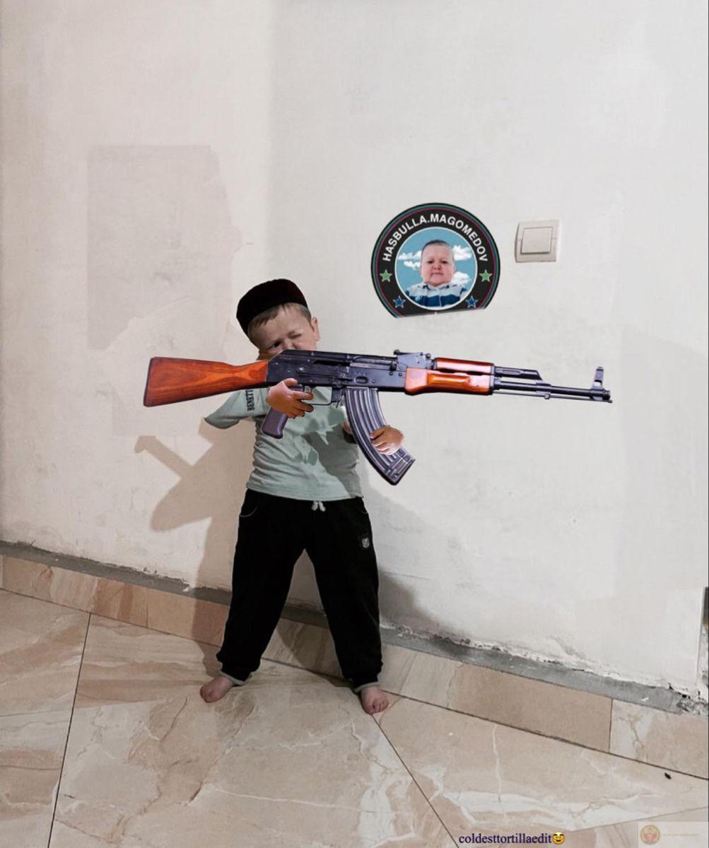Meme bắn súng