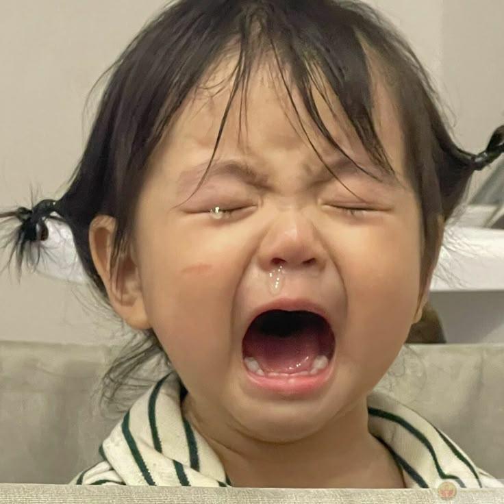 Khóc xong rồi, vẫn không quên được chuyện cũ