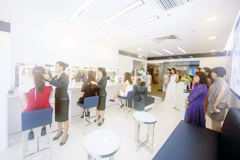 Showroom mỹ phẩm Albion Nhật Bản chính thức khai trương