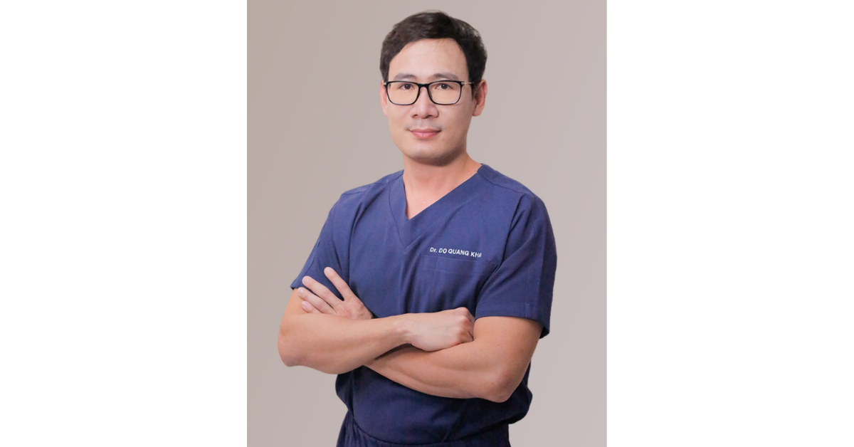 Bác sĩ Ngô Mộng Hùng chuyên phẫu thuật nâng ngực