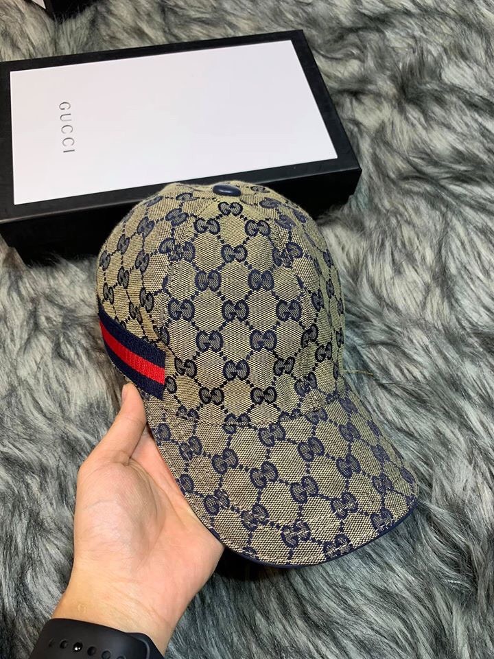 mua-non-gucci-o-ha-noi