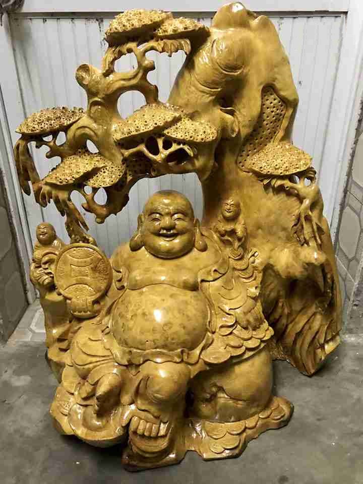 Tượng phật từ gỗ Nu