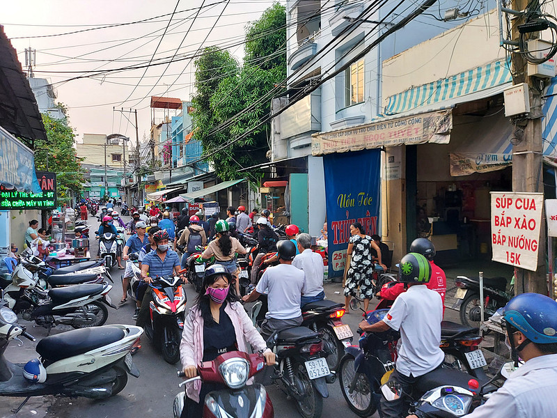 Huynh Tinh Cua traffic