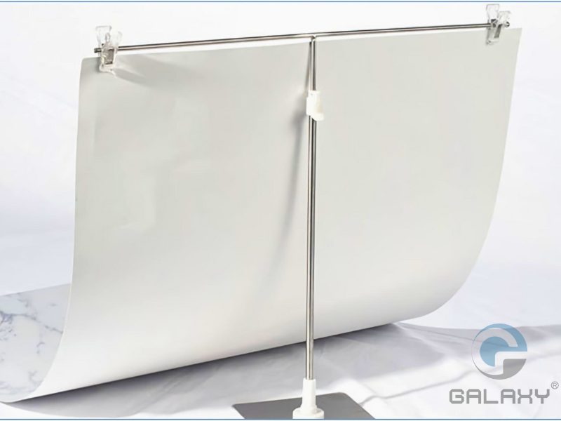 Kệ treo poster chữ T, giá treo inox chữ T