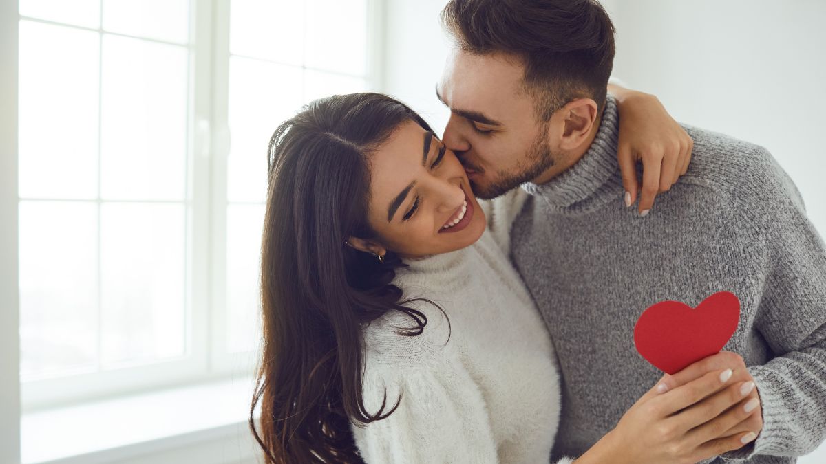 20+ Quà Valentine cho vợ yêu ý nghĩa, lãng mạn nhất 2026