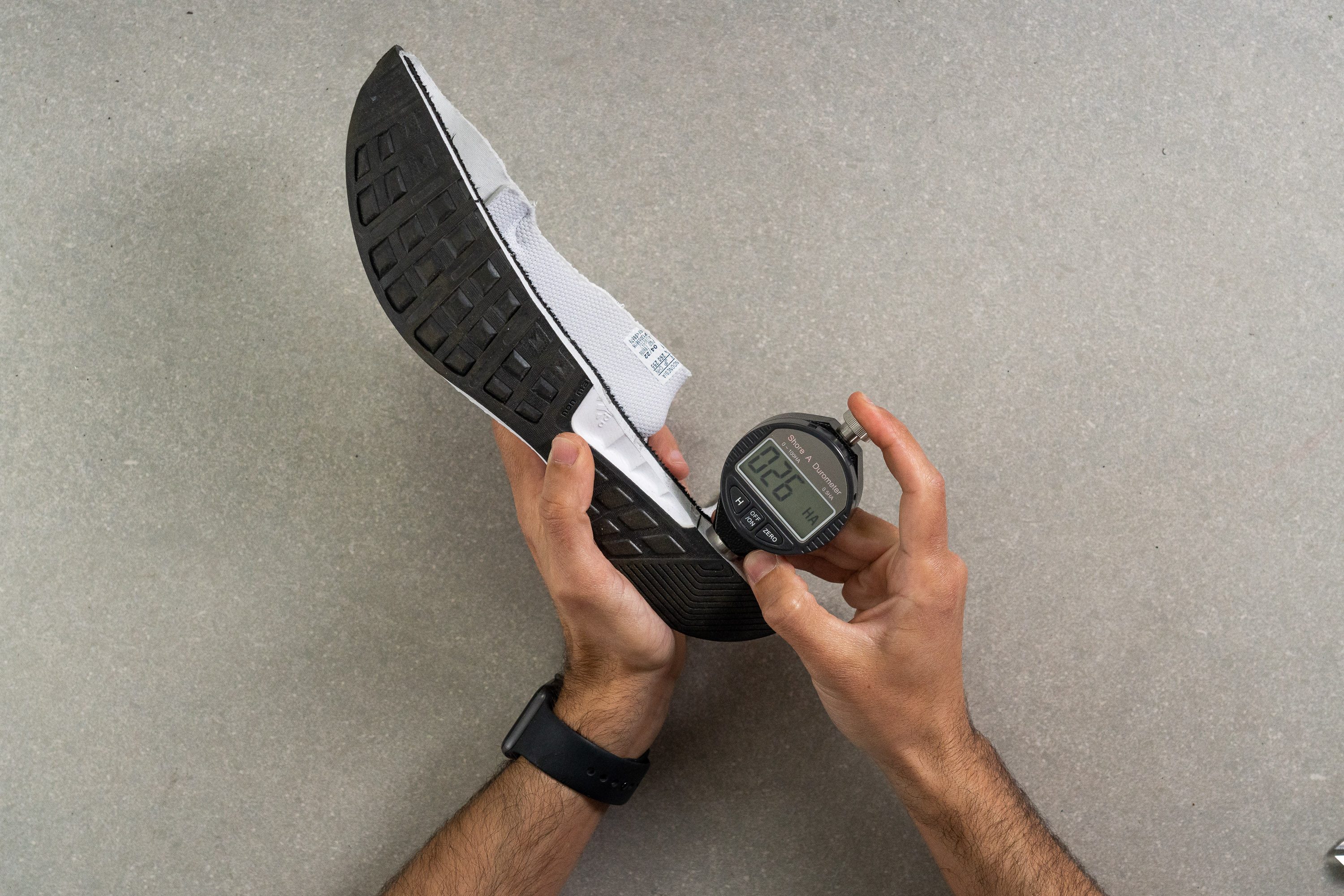 adidas-runfalcon-2-laces.JPG