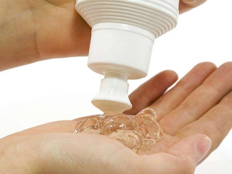 Sản phẩm chứa axit Salicylic chỉ nên được sử dụng ở người lớn với nồng độ thấp