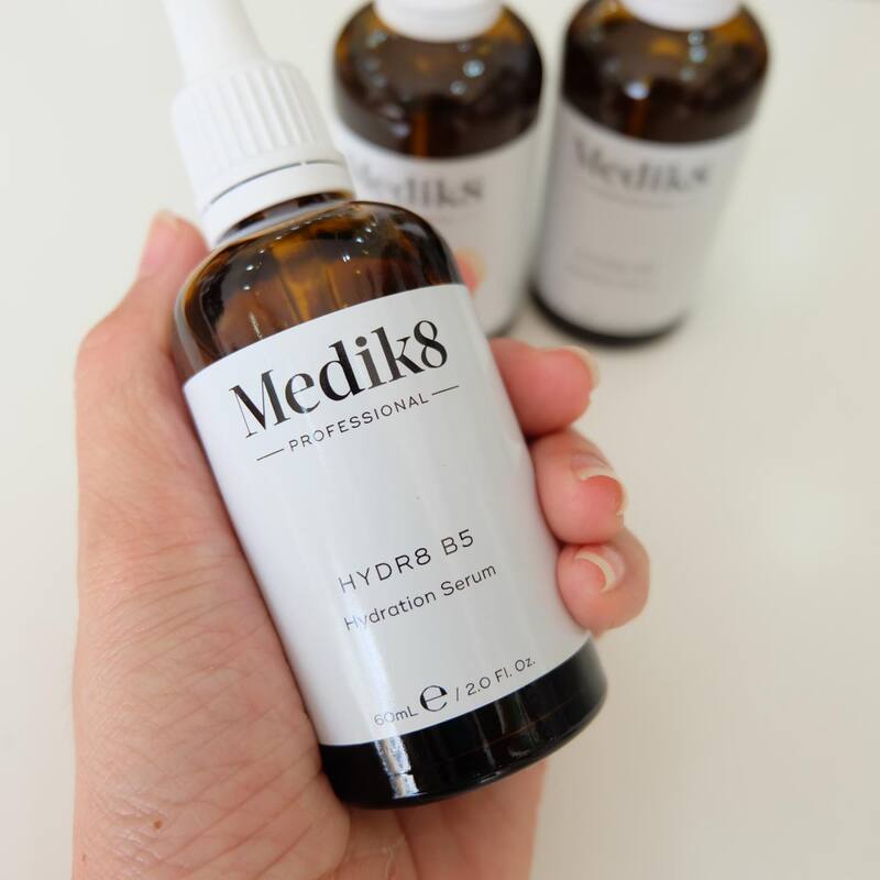 Serum Dưỡng Ẩm Làm Dịu Medik8 Hydr8 B5 Liquid Rehydration 30ml