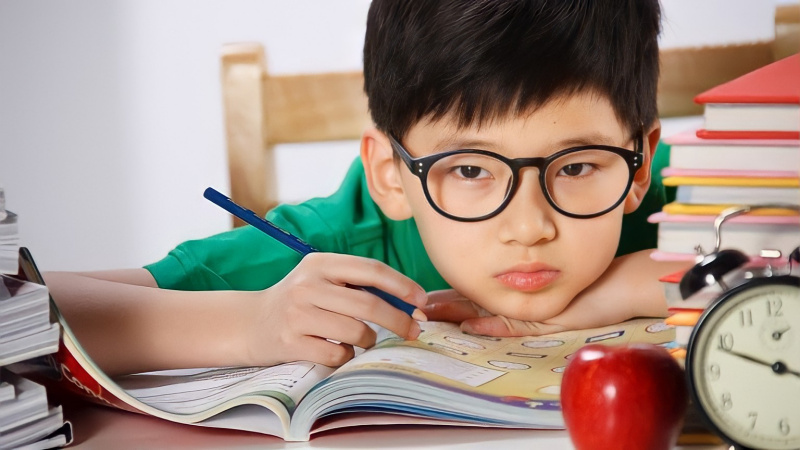 Đối tượng có nguy cơ cao bị cận thị
