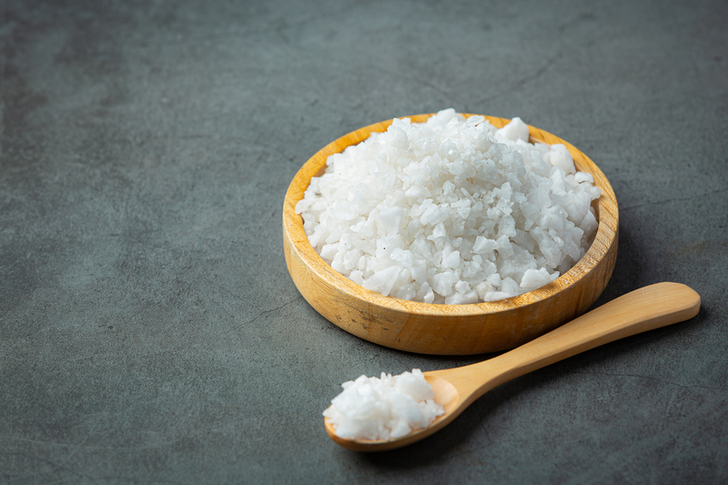 Cách trị gàu bằng muối chỉ nên áp dụng với da đầu khỏe mạnh