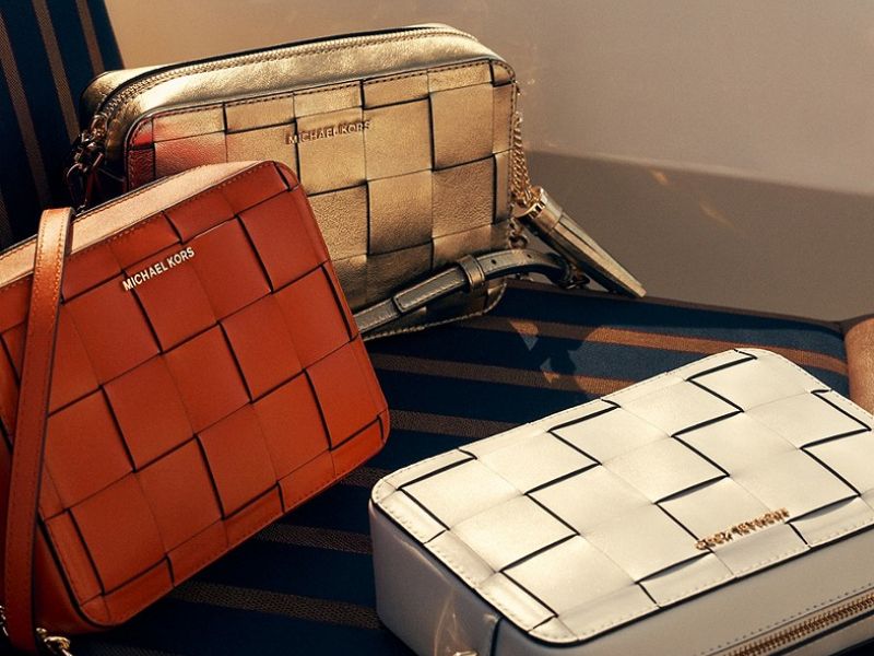 Top 9 mẫu túi Michael Kors đeo chéo được lòng các quý cô thời thượng nhất hiện nay