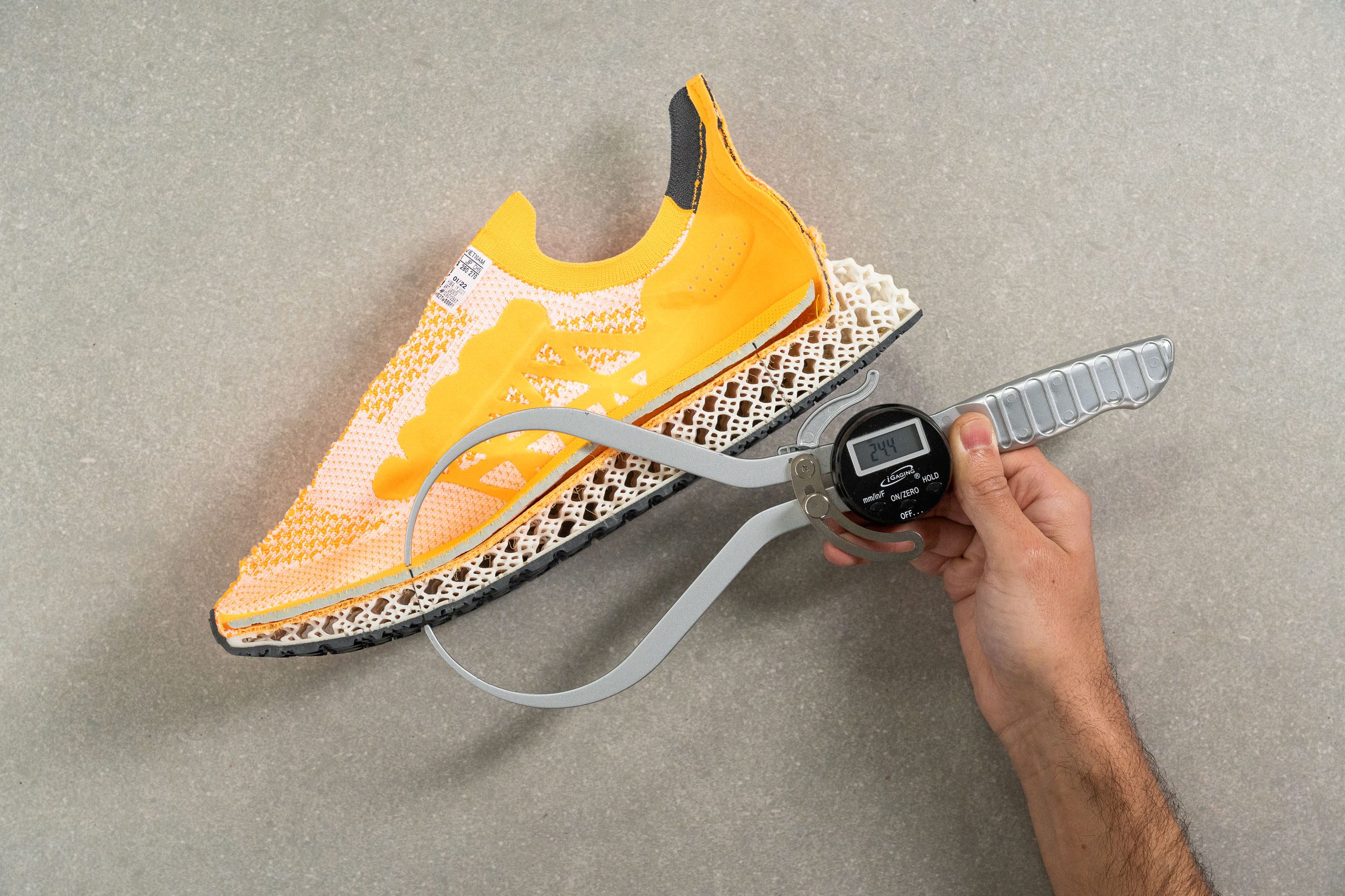 adidas-4dfwd-laces.JPG