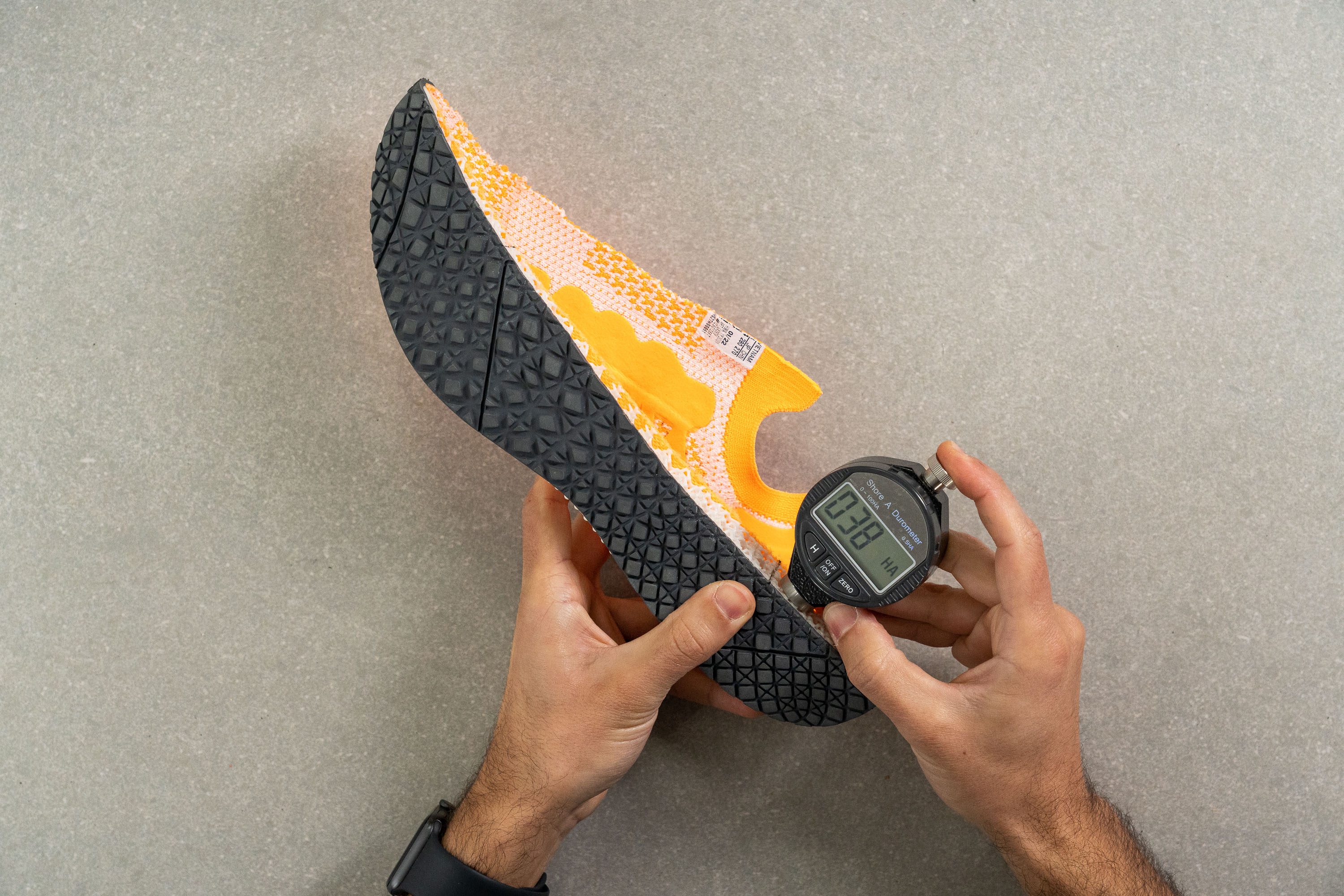 adidas-4dfwd-heel-width.JPG