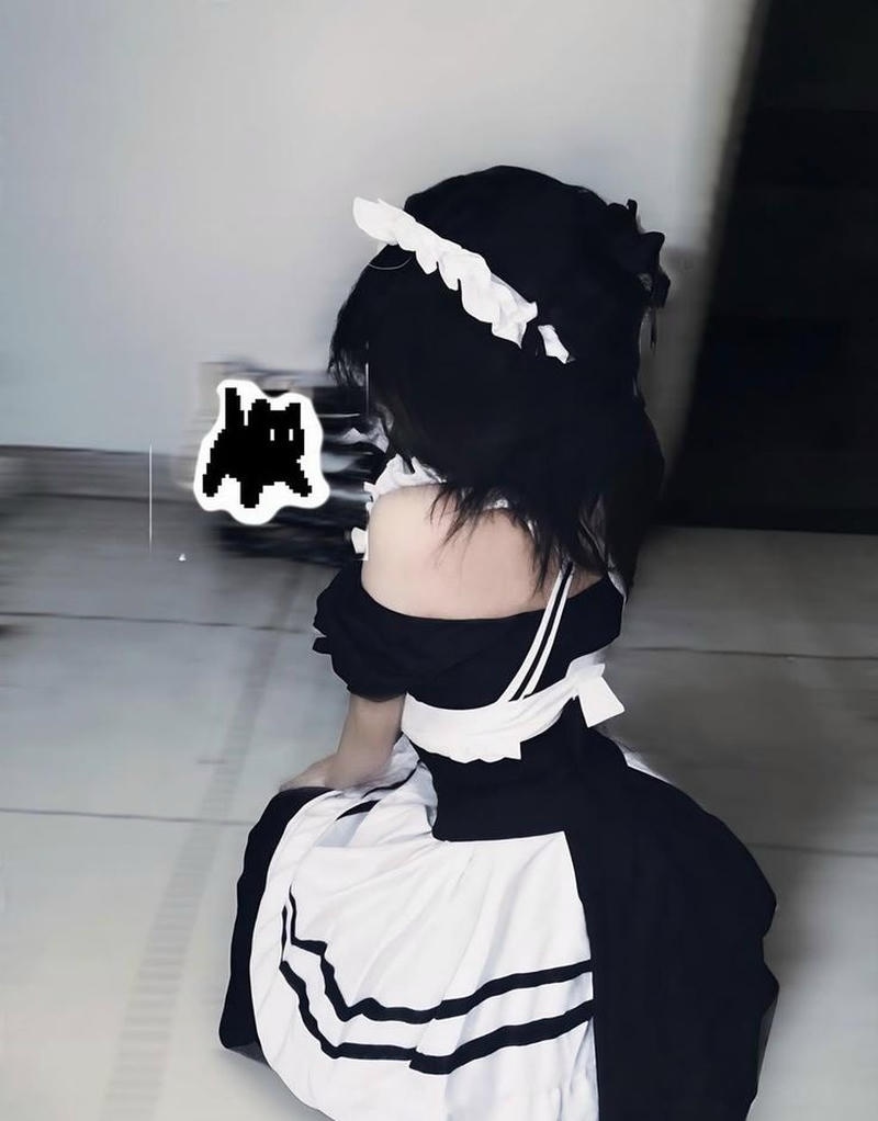 Gái đẹp mặc đồ hầu gái được quan tâm