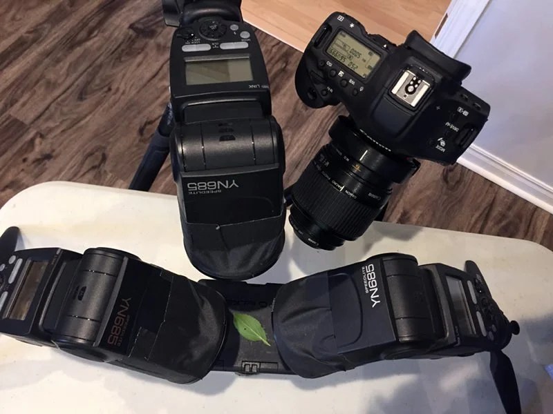Bộ ảnh dưới ánh đèn huỳnh quang cực lạ và đẹp! | 50mm Vietnam