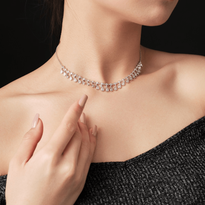 Choker là gì? 8 kiểu vòng choker phổ biến và cách phối đẹp
