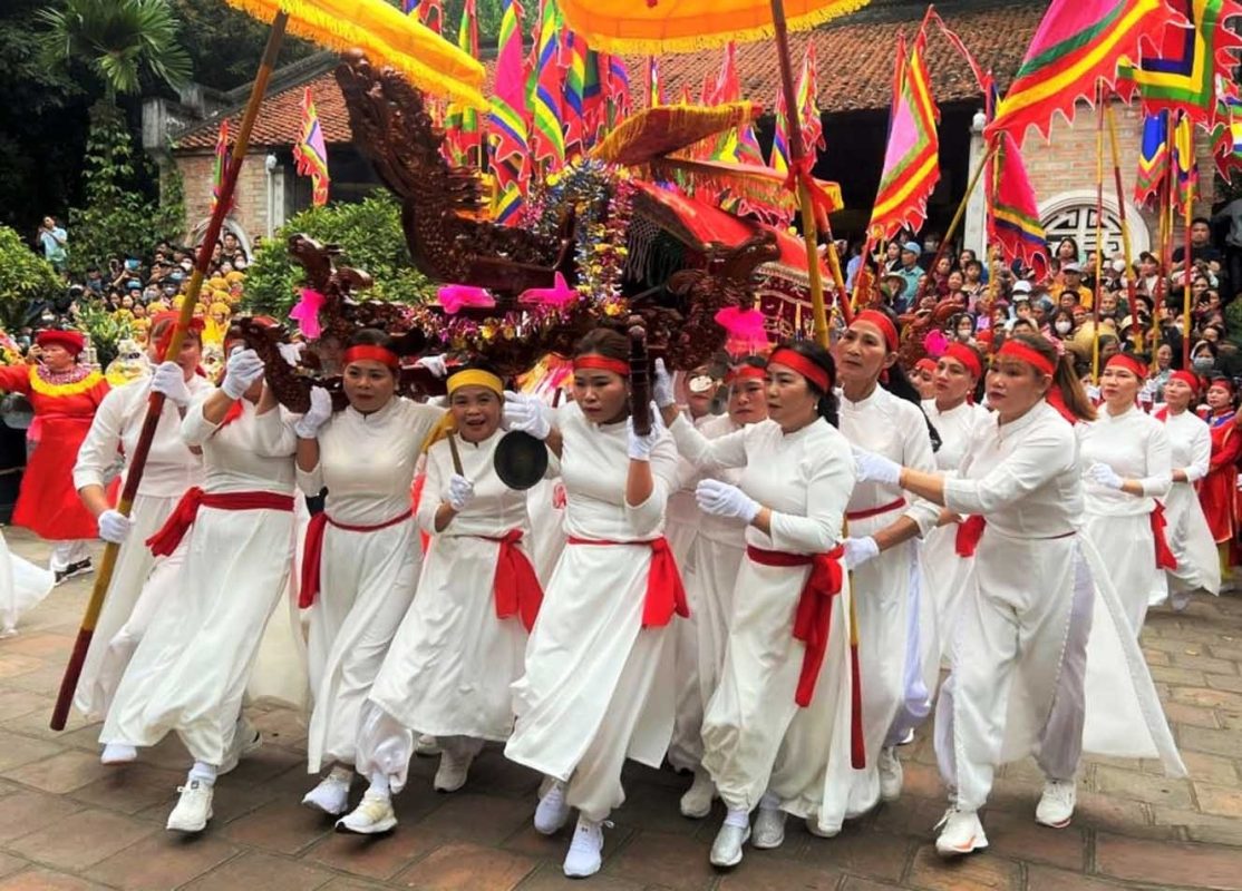 Nữ Vương vẫn 'ngự' trong lòng Cửu Chân
