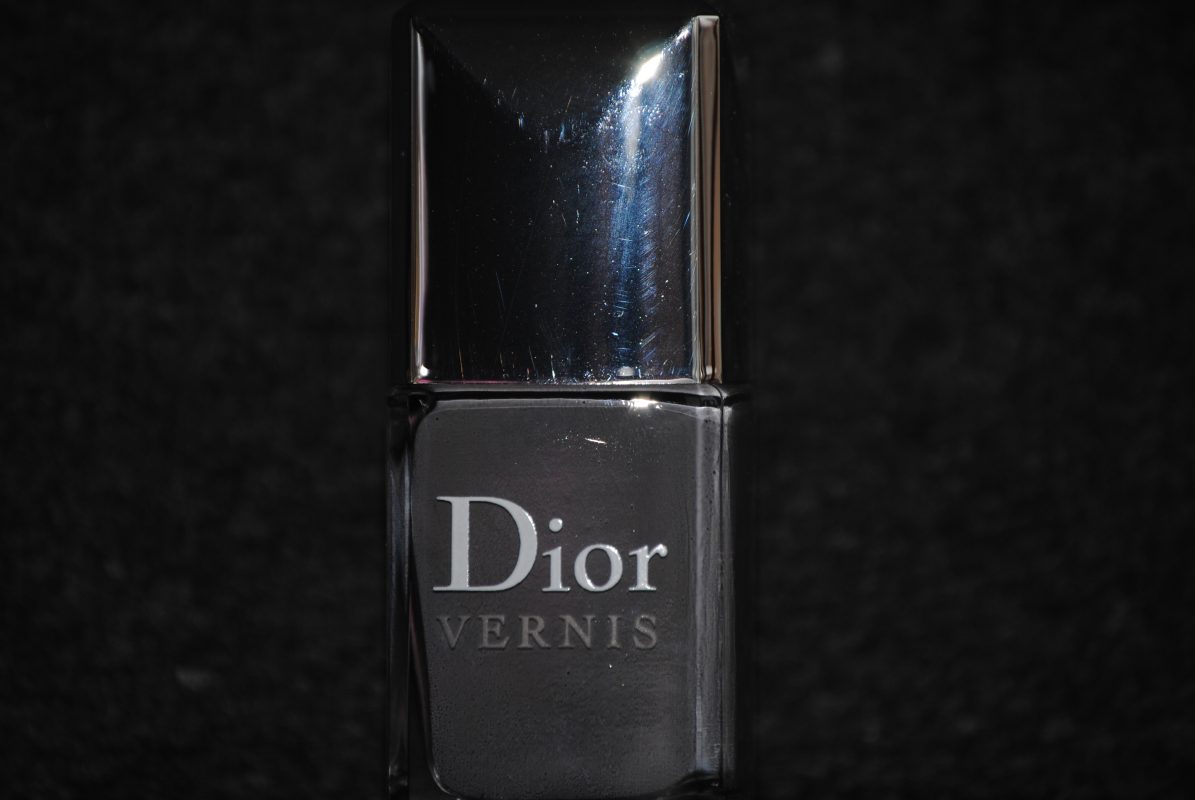 Dior Vernis #707 Gris Montaigne – Swatches, Review & Comparisons