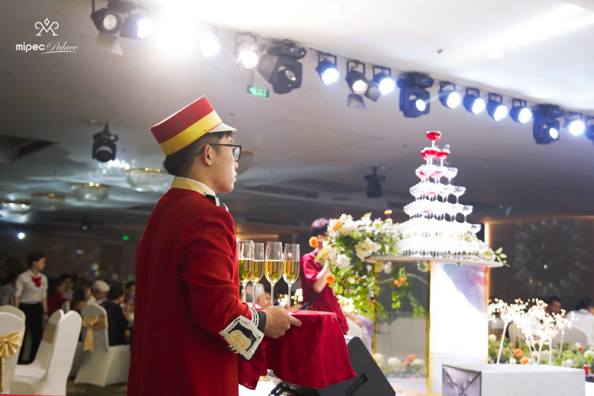 Ý NGHĨA CỦA NGHI THỨC UỐNG RƯỢU GIAO BÔI