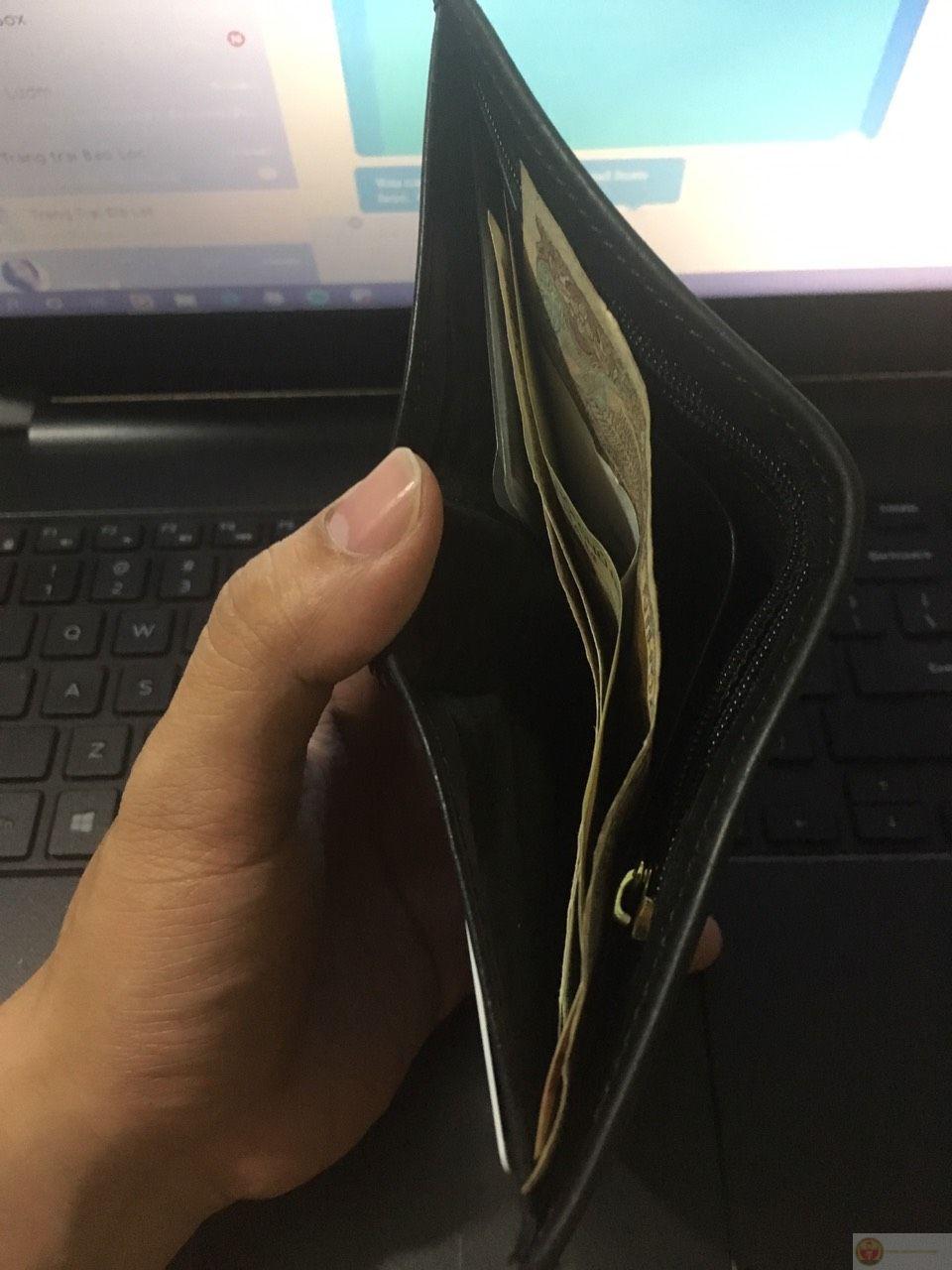 Meme tiền bựa lan truyền nhanh chóng với những phiên bản chế độc đáo liên tục ra đời