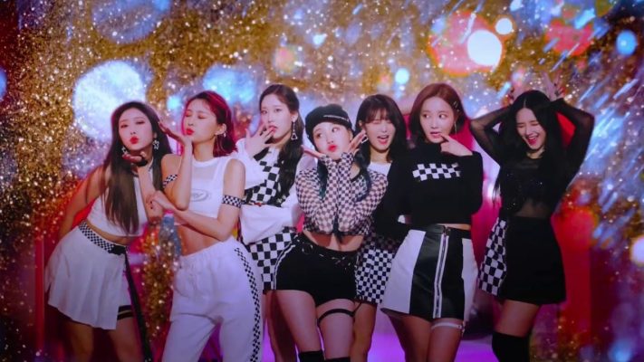 Momoland - những cô gái sexy nhưng một màu của Kpop