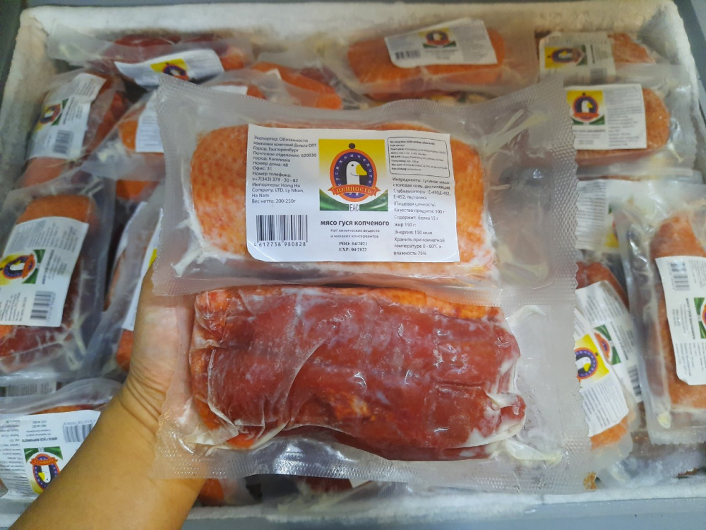 Lườn ngỗng hun khói - Hải Sản Hoàng Long