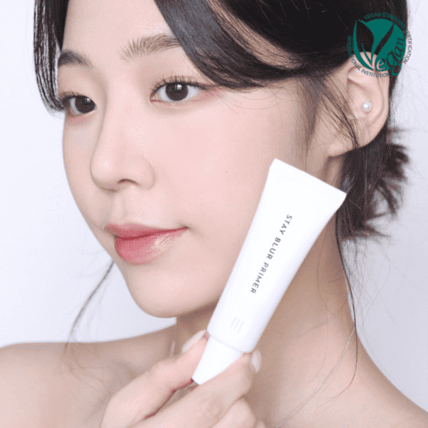 Kem lót dạng kem (cream) cung cấp độ ẩm sâu