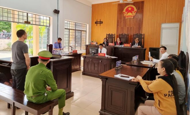 Bàn về tội ‘Lạm quyền trong khi thi hành công vụ’ theo quy định của Bộ luật Hình sự hiện hành