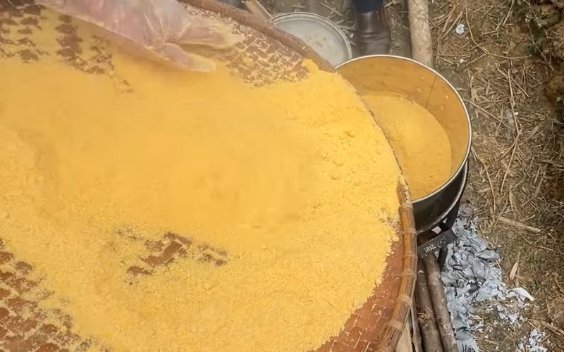 Cách làm món ăn mèn mén 4