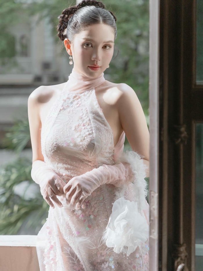 Ngọc Trinh gợi cảm